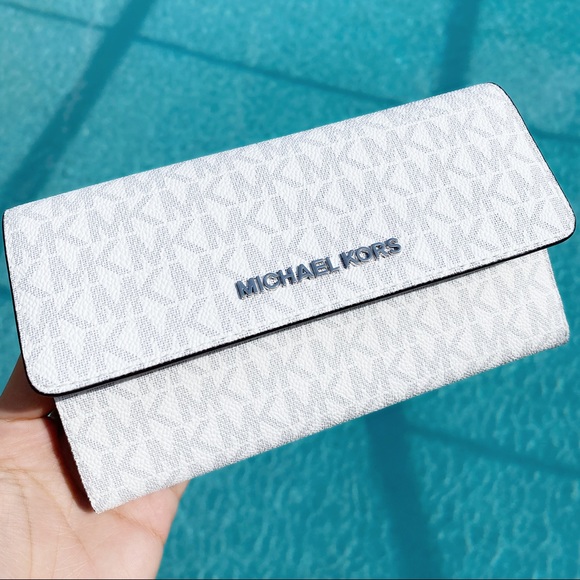 Michael Kors Jet set Large trifold wallet - Picture 2 of 6